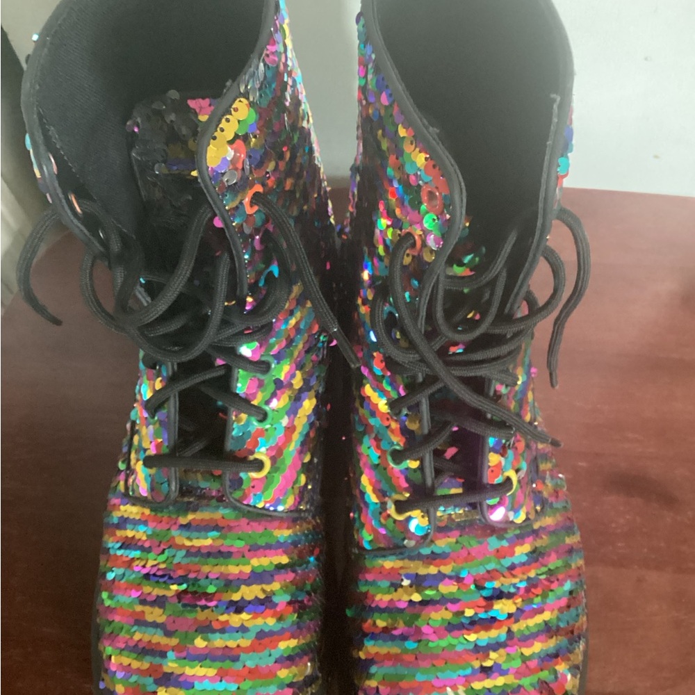 Dr Martens 1460 Farrah Glitter Bootie - Picture 5 of 5